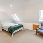 3 Bed In Roundstone Oc-i234 *