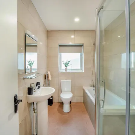 3 Bed In Roundstone Oc-i234 * Callow (Galway)