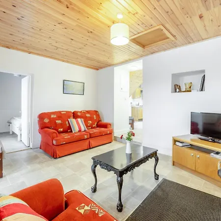 3 Bed In Roundstone Oc-i234 Holiday home